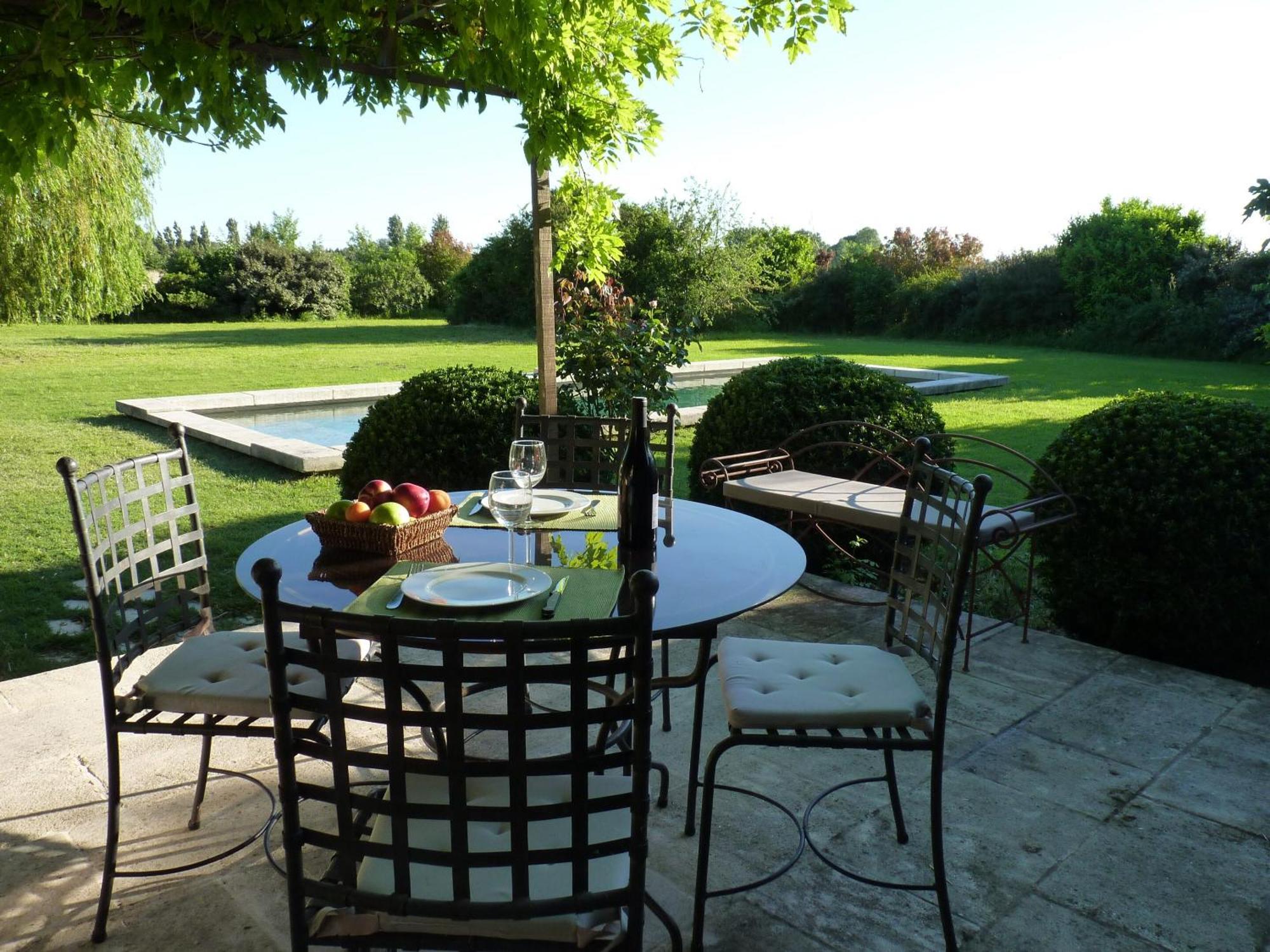 Les Gites Du Domaine De Rhodes Avignon Luaran gambar