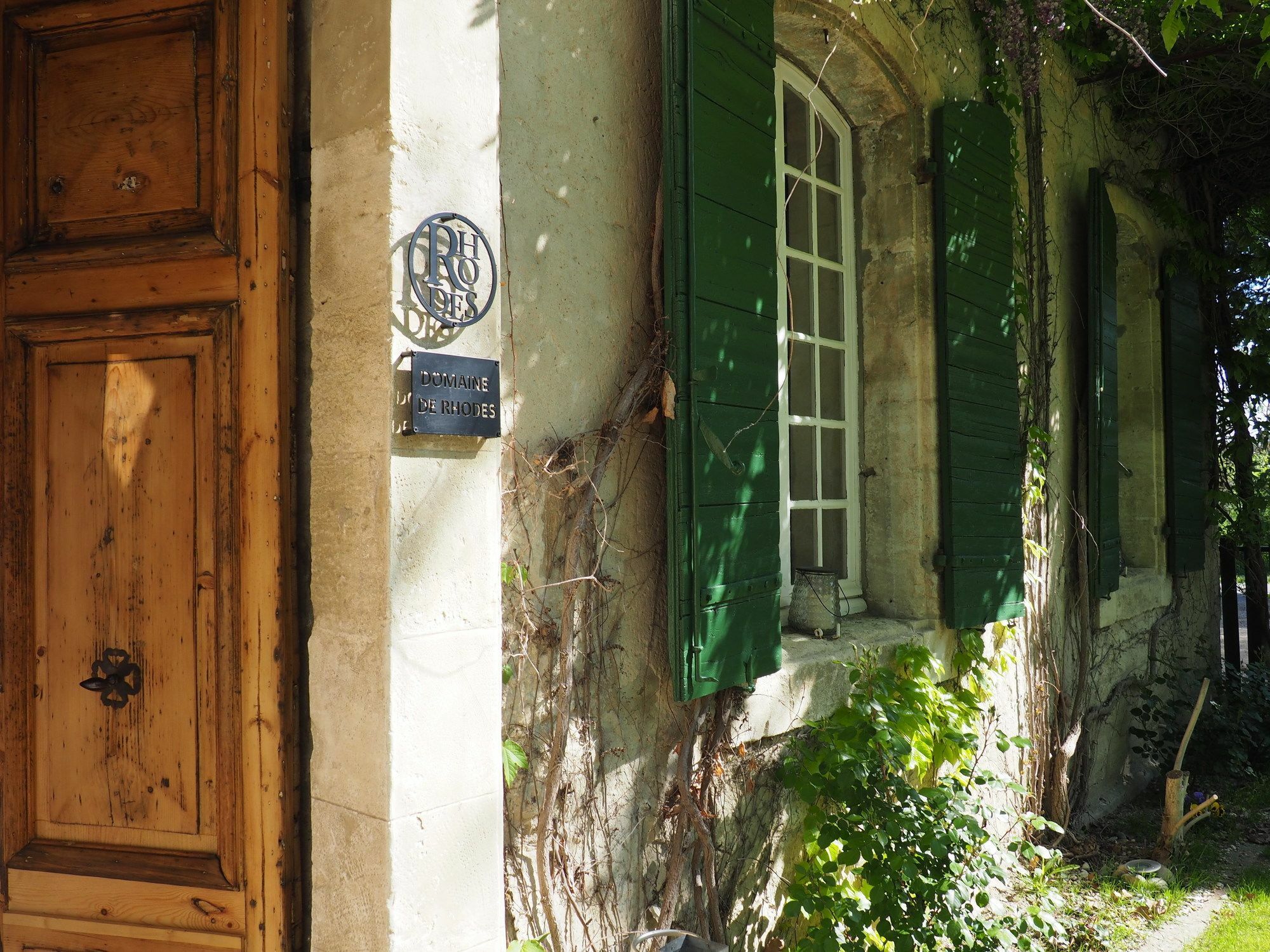 Les Gites Du Domaine De Rhodes Avignon Luaran gambar